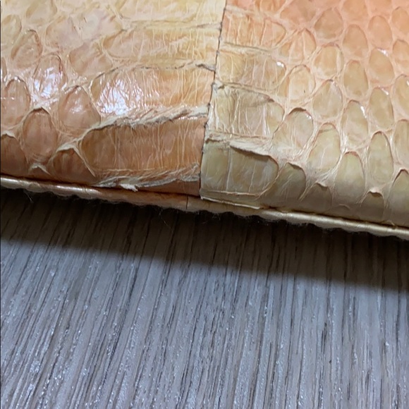 1980s Vintage J Renee snakeskin Purse - Picture 7 of 11